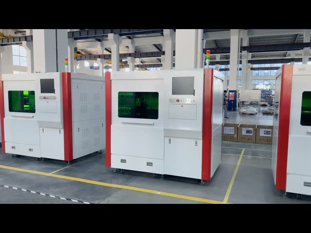 600x600mm 0,03 máquinas de corte do laser da fibra da precisão para as peças de metal dos vidros