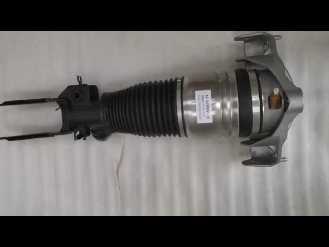 7L8616039D 7L5616039Eの前部Touareg/カイエンヌ/Audi Q7 2006-2010年のための左の空気懸濁液の衝撃吸収材 ビデオ