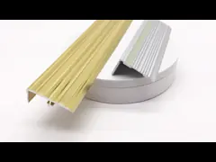 Не сместите алюминиевая лестница обнюхивая отделку края, светящий протектор шага металла 3mm video