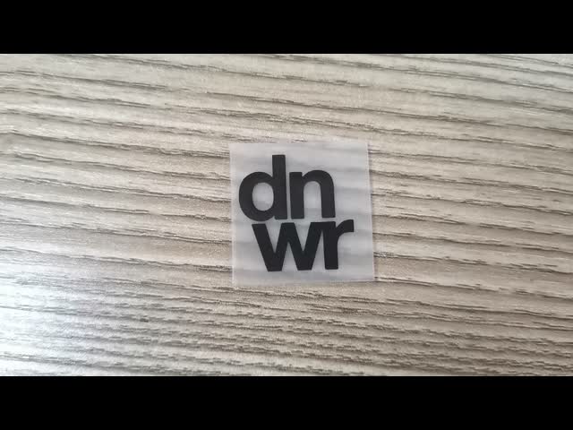 Передача тепла одежды обозначает печатание силикона 3D с цветом Pantone видео