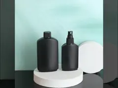 Pet Square Flat Spray Fine Mist Bottles 120ml Black for perfume hand sanitizer