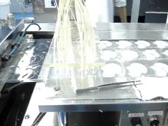 Гель машины заплаты глаза Кристл делая заполняя машину упаковки video