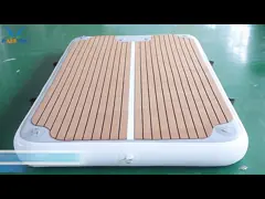 Plataforma de natación inflable de estilo PVC de madera para botes con parachoques de embarcaciones