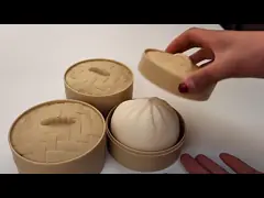 Испаренная заполненная плюшка сжимая игрушку непоседы шарика стресса вареника video