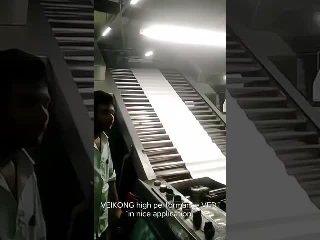 Переменный привод AC380V частоты 22KW построенный в тормозя блоке для машины ткани видео