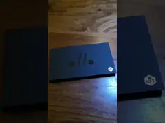 Упаковка кредитной карточки VIP коробки карты подарка изготовленного на заказ логотипа горячая штемпелюя УЛЬТРАФИОЛЕТОВАЯ черная бумажная свободная video