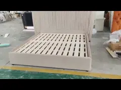 Итальянские обитые роскошные кладут двуспальную кровать в постель 2.1x2.2m роскошную серую video