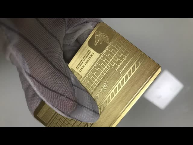 Luxury 24K Gold Metal Membership Card Magnetic Stripe Bank Card