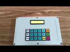 Беспроводные часы контроля приведенные цифров с носят случай video