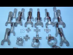 Соединение универсалии RE271427 с валом для карданного вала 5045E video