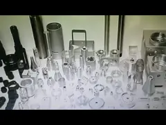 Полируя Удаление заусенцев CNC обрабатывает поворачивая части на токарном станке, пластиковую точность запасных частей 0.003mm video