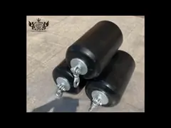 Polyurea покрывая обвайзер пены валика океана ЕВА с обороной дока для корабля к портативной машинке набережной video