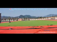 На открытом воздухе блокируя спорт кроют игру черепицей справляясь детей спортивной площадки детского сада резиновую video