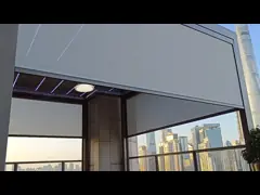 На открытом воздухе моторизованное алюминиевое газебо перголы с дверью света RGB сползая стеклянной video