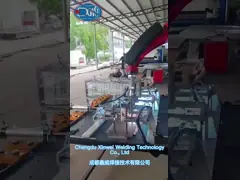 Verkleidung au départ d‘Edelstahl