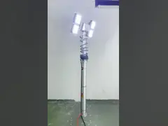 Башня приведенная мобильной телескопичной пневматической светлой аварийной машины рангоута промышленная освещая video