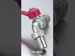 Кованая красная длинная поверхность ручки Кованая латунь Хромированный шар Садовый водопроводный кран Нагрудник Петух video