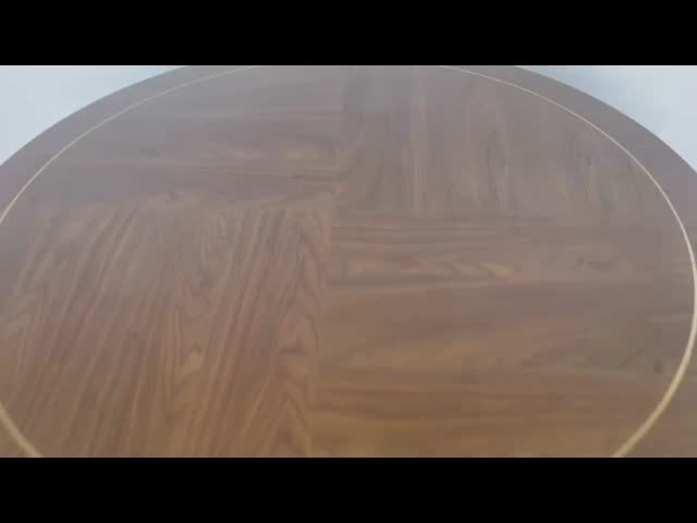 金属つばが付いているホワイト オークのベニヤの金属の象眼細工のボーダー ダイニング テーブルの台の基盤
