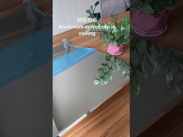 Modern 300x300mm Aluminum Metal Ceiling Polished Mirror 0.5mm Thickness