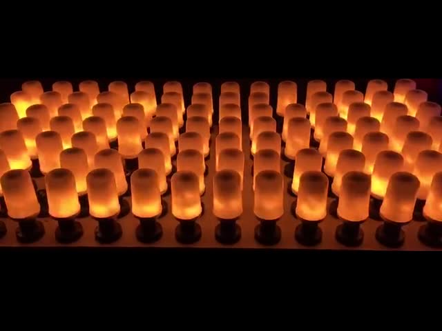 クリスマスの装飾のための5W E27の明滅の炎夜電球