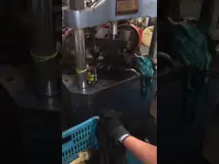 Штуцеры прессы Inox 90 градусов проталкивают штуцеры трубы нержавеющей стали DN20 video