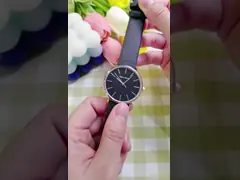 Черные дозоры кожаного пояса наручных часов 5BAR аналога 5ATM 36mm для дам video