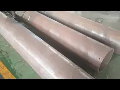 Полигональный высокий фонарный столб рангоута Q235 с системой приведенной заливающего освещения 15m video