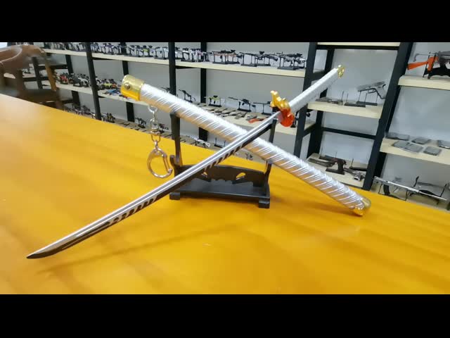 Chaveiro Modelo 3D Superfície Lisa Demon Slayer Rengoku Kyoujurou Mini Chaveiro Espada Katana