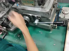 Шероховатость поверхности Ra0.1-3.2 автомобильных деталей инжекционного метода литья металла ISO9001 video