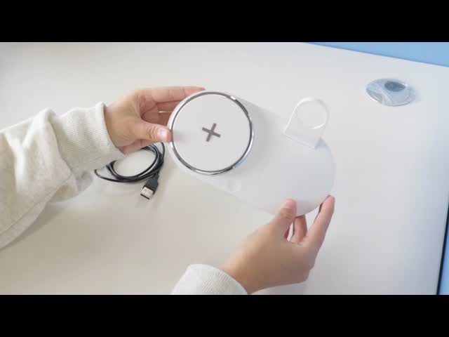 Пластиковая белизна 4 в 1 беспроводном зарядном устройстве для быстрой зарядки дозора наушников телефона видео