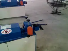 Линейный выправлять стального провода подвергает полностью автоматические 5mm - 9mm механической обработке video