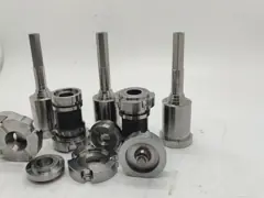 Rustproof практически горячая прессформа бегуна, черные части системы бегуна Oxygened горячие video