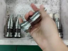 Вставка ядра de Высок Плоскостности S136 мам Гуандуна с молоть точности внутренний для пластиковой крышки бутылки впрыски video