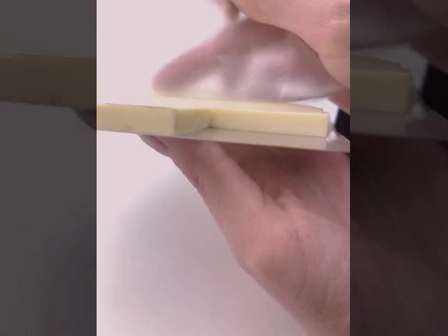 Пусковая площадка 3.0В/мК желтой высокой диэлектрической прочности термальная проводная на пусковая площадка -50 силикона оборудования радиосвязи к 200℃ видео