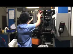 Черные инструменты холить лошади, плоская щетка циновки скруббера ботинка для очищать video