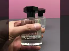 Нашивка шестиугольной круглой крышки атомизатора 50ml бутылки брызг духов 30ML вертикальная video