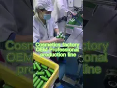 Unisex лосьон солнцезащитного крема стороны предохранения от Солнца продуктов заботы кожи OEM с аттестацией ISO22716 video