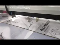 Автомат для резки AC220V лазера большого формата 150W для знамени, флага, резать одежд коробки света video