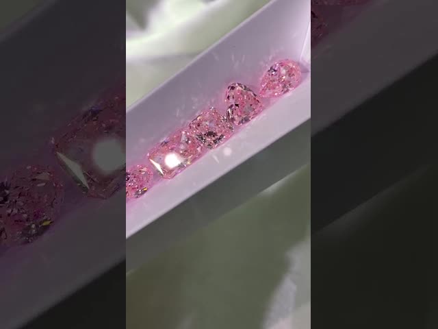 総合的なエメラルドの切口の実験室によって育てられるピンクのダイヤモンドの宝石類豪華なライト等級