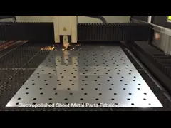 Лазер режа части металлического листа точности с материалом латуни алюминиевой меди video