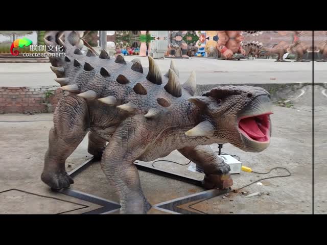 テーマ パークのリアルなアニマトロニクス恐竜の実物大のアニマトロニクス Ankylosaurus