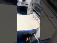 Промышленный Unbaked круассан изготовляя оборудование резца теста круассана масла машины video