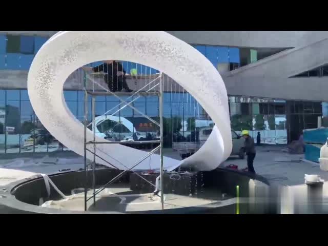 Современная скульптура художественного произведения нержавеющей стали СИД высота в 3,5 метра