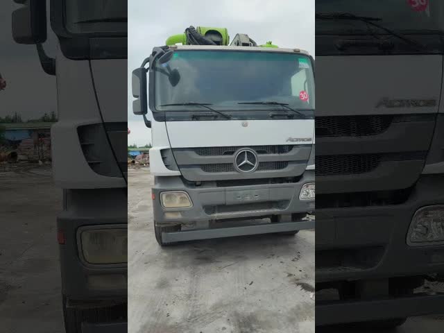 Second Hand Used Benz 56m Zoomlion Concrete Pump Truck 1370mm Feeding Height