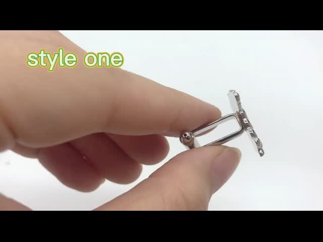 記念品の正方形の結婚式のためにめっきされる注文のカフ スボタンの金属のニッケル