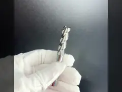 Новый материал Карбидный токарный станк 2/3 флейты Алюминиевый конечный фрезер 6 мм 8 мм Бит маршрутизатора video