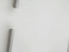 Болт сплава винта молибдена болта сплава винта молибдена циркония титана прорезал голову сыра лотка главным прорезанную винтом video