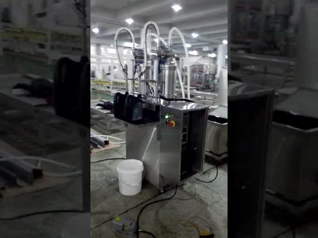 100ml-1L 農薬補給機 半自動ピストン補給機 2頭