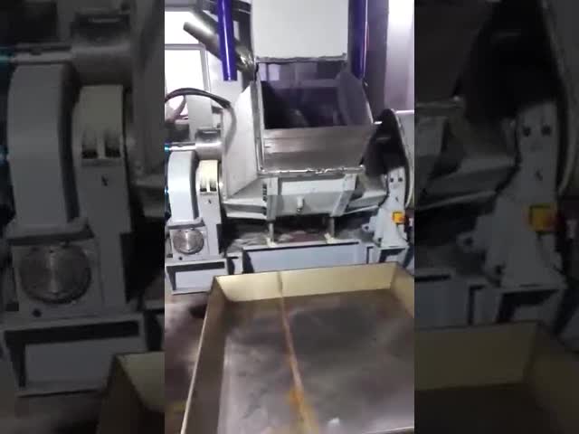 110 KW Kneader Machine For Rubber Mixing 45 Degree Tilting Angle