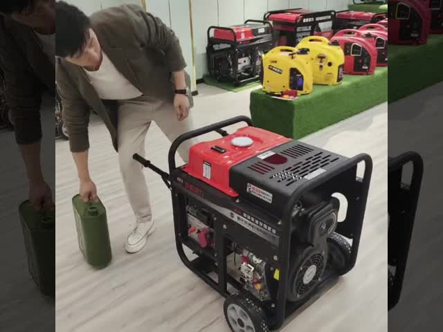 空気は4回の打撃の単一シリンダーを3段階6kWのディーゼル発電機冷却した